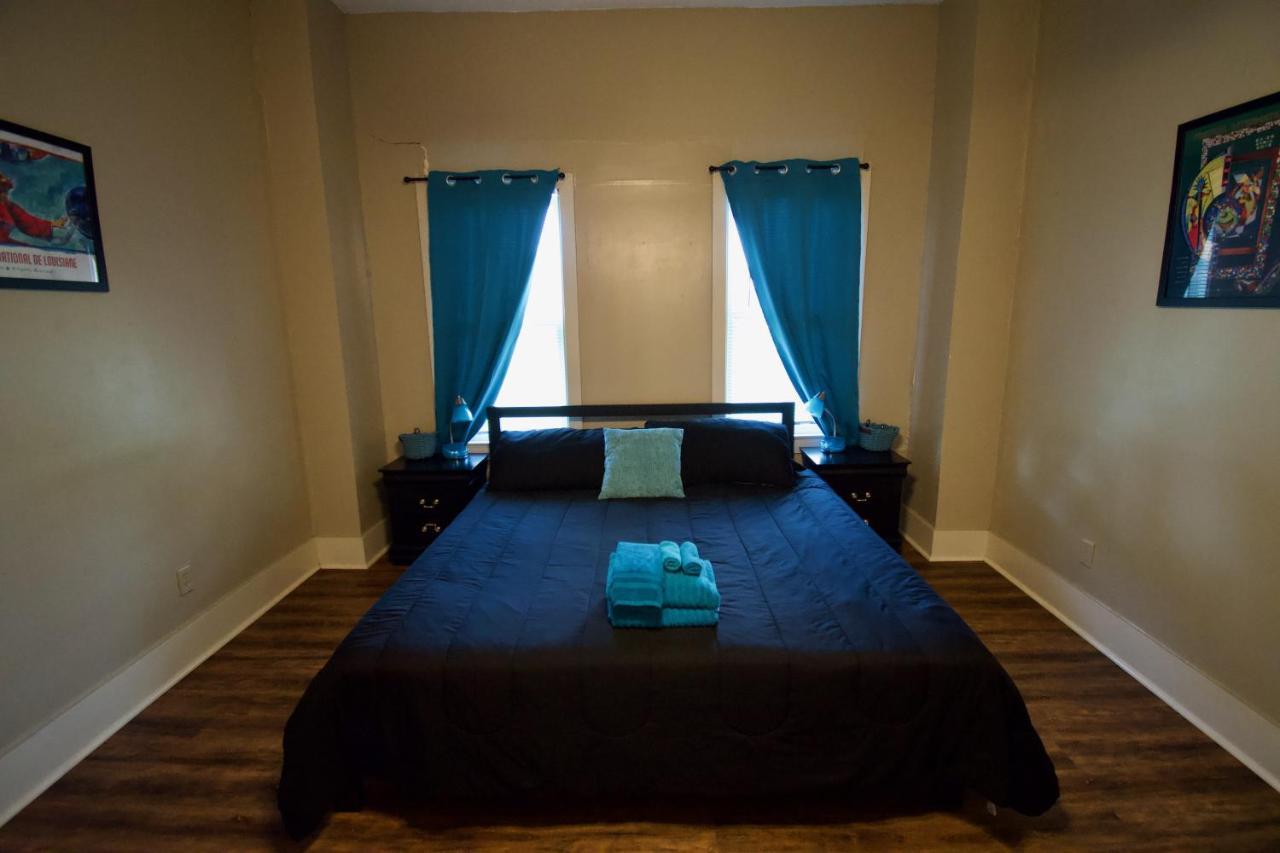 Cajun Hostel Downtown Lafayette Bagian luar foto