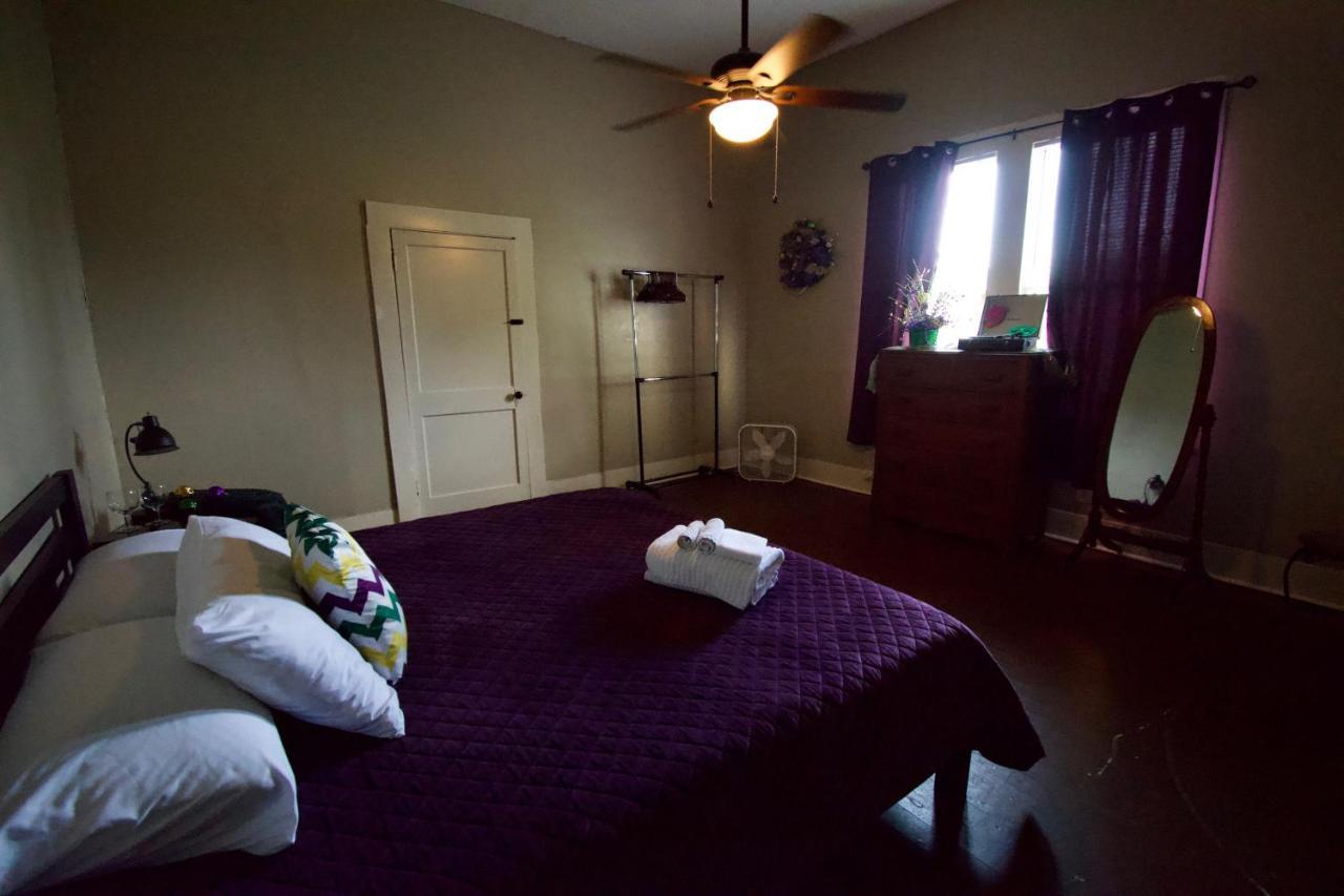 Cajun Hostel Downtown Lafayette Bagian luar foto